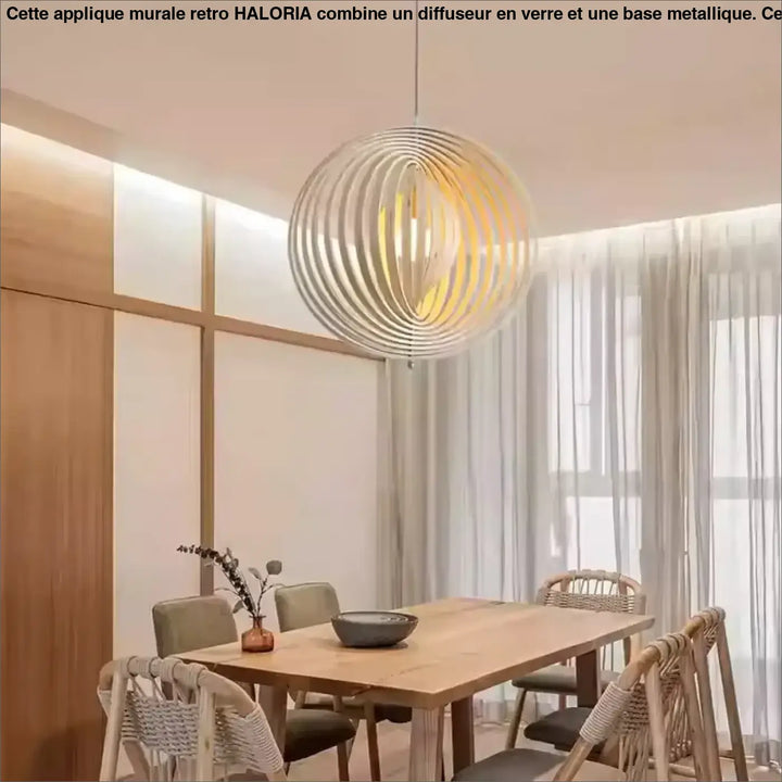 Suspension en bois design spirale pour salon ou salle à manger