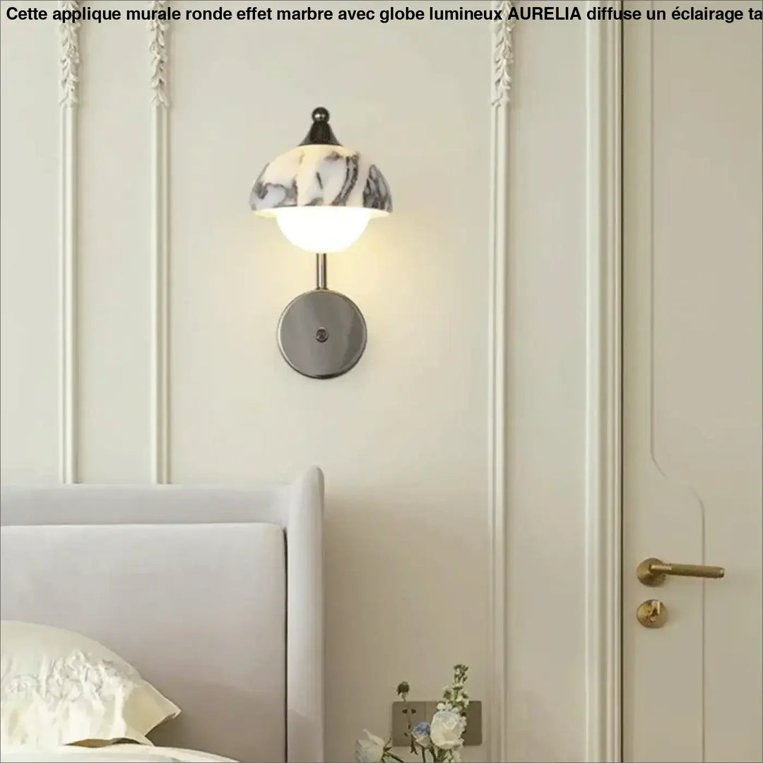 Applique Murale Avec Abat-Jour En Marbre Et Globe Opalin

