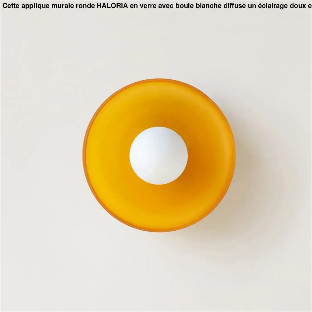 Applique murale ronde en verre avec une boule blanche

