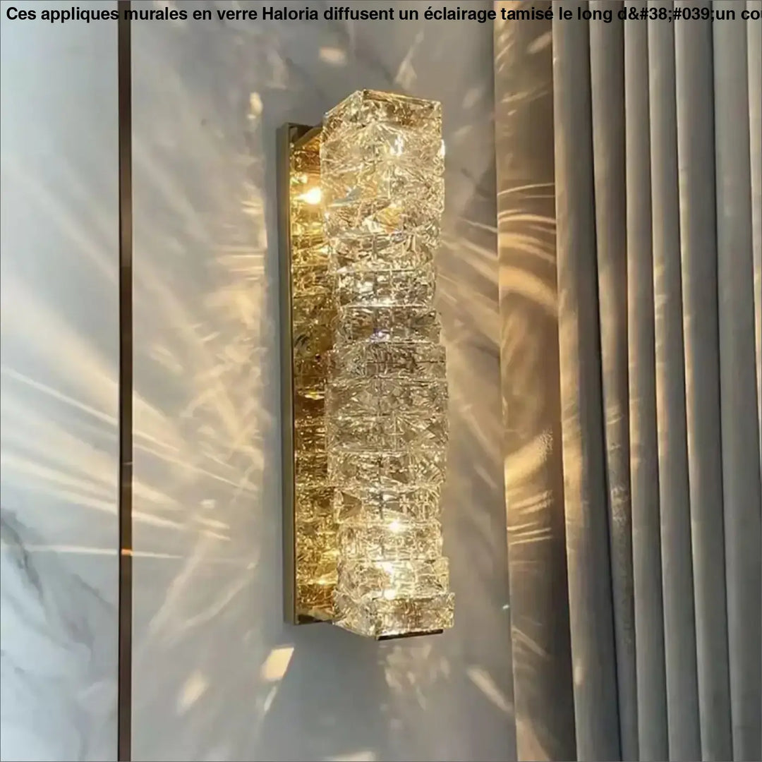 Applique murale moderne en verre texturé clair avec support métal doré idéale pour appliques murales le long d un couloir