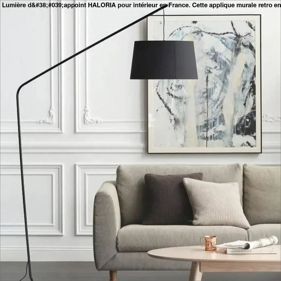 Applique murale retro noire avec cadre métallique incurvé et abat-jour cylindrique mat pour haloira
