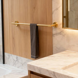 Porte-serviettes or brossé strié
