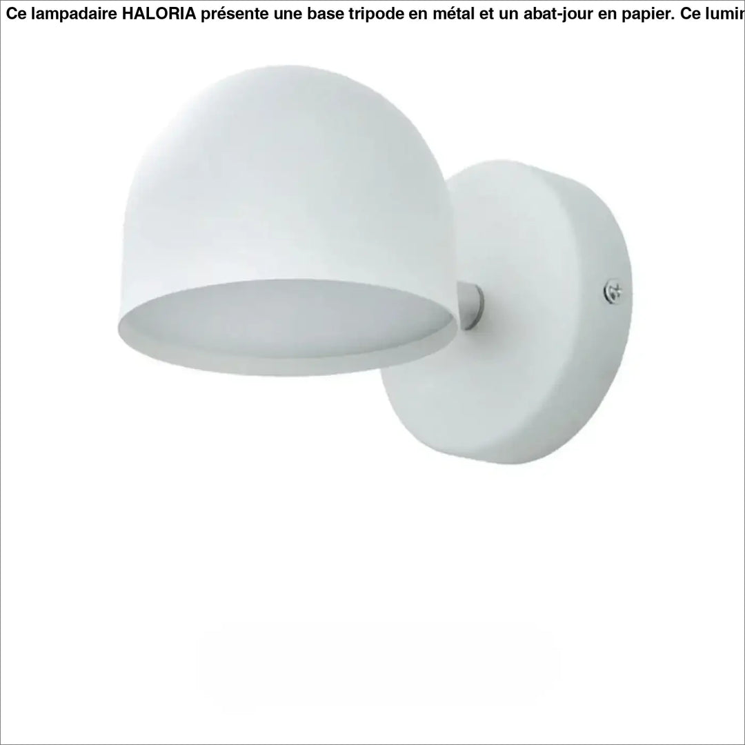 Applique murale blanche en forme de dôme avec finition mate et design minimaliste style scandinave participe à créer une ambiance épurée