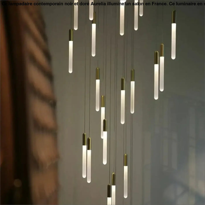Suspension luminaire minimaliste à tubes lumineux suspendus chic