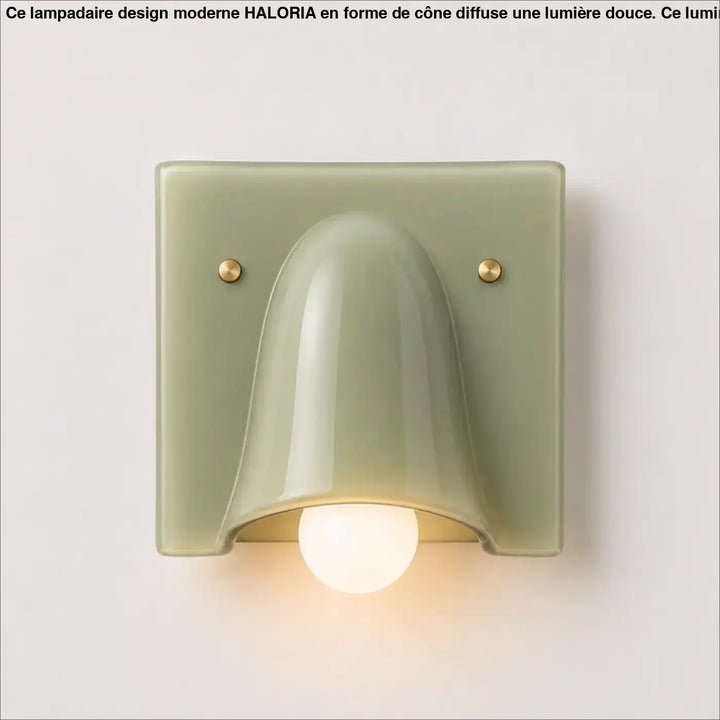Applique murale kavia en céramique verte sauge matte avec abat-jour incurvé et vis de fixation laiton double sens