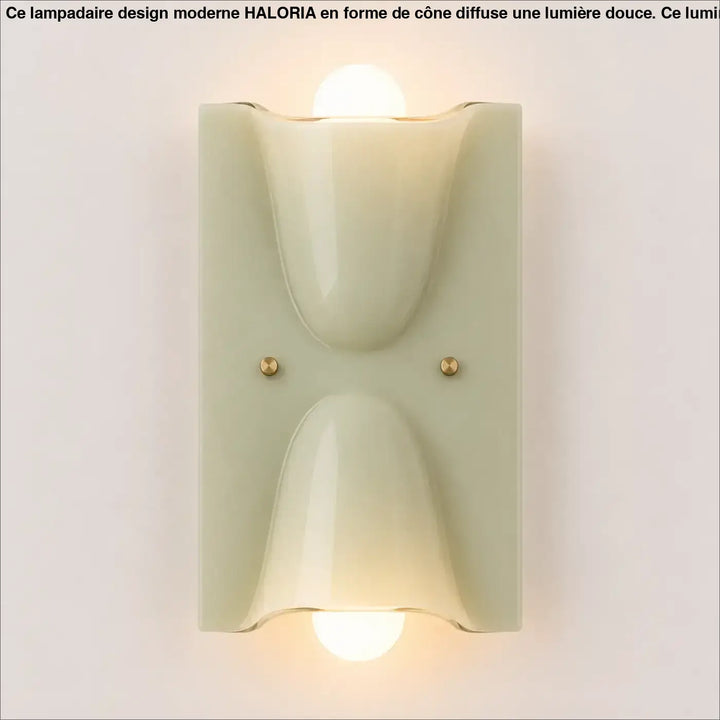 Applique murale kavia en céramique couleur crème avec verre sculpté et détails en laiton double sens