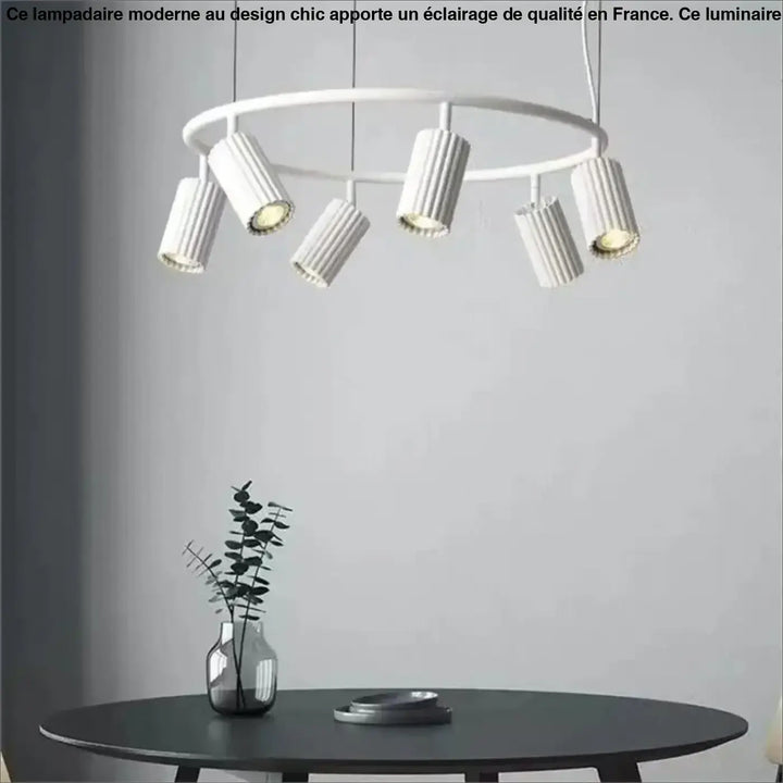 Suspension luminaire zynth blanc avec cinq cylindres texturés ronds minimaliste pour éclairage ciblé