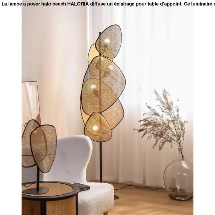 Grand lampadaire poser halo peach avec abat-jours ovales tressés en rotin naturel beige pour une ambiance chaleureuse