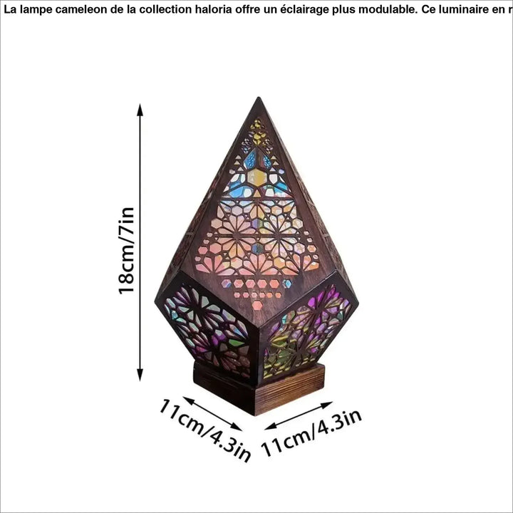 Lampe cameleon haloria avec cadre en bois foncé et vitraux colorés pour table d’appoint et éclairage plus élégant