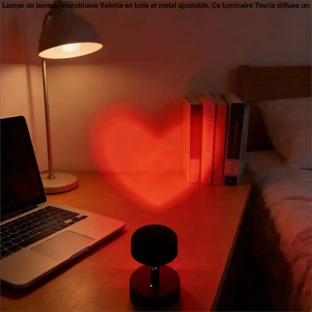 Veilleuse projecteur en forme de coeur au style romantique