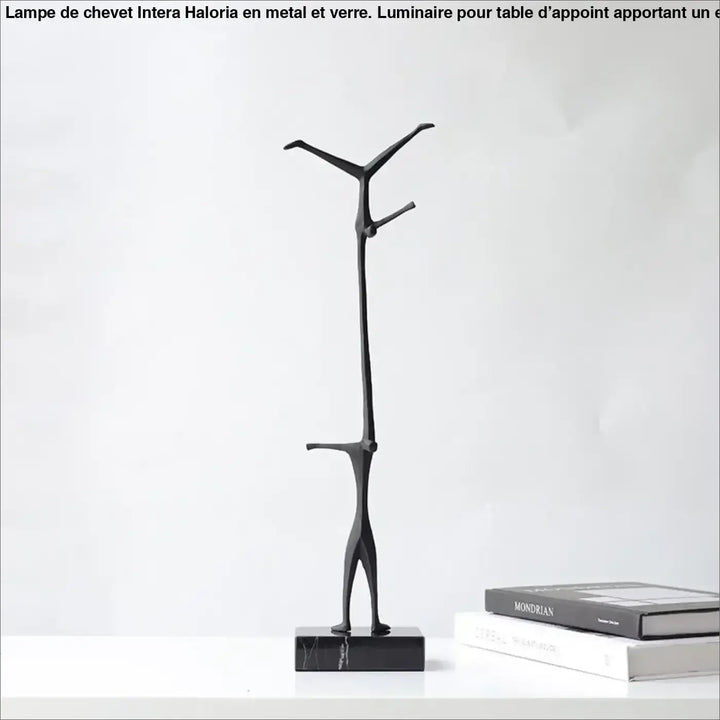 Lampe de table design minimaliste sculpture humaine dorée moderne