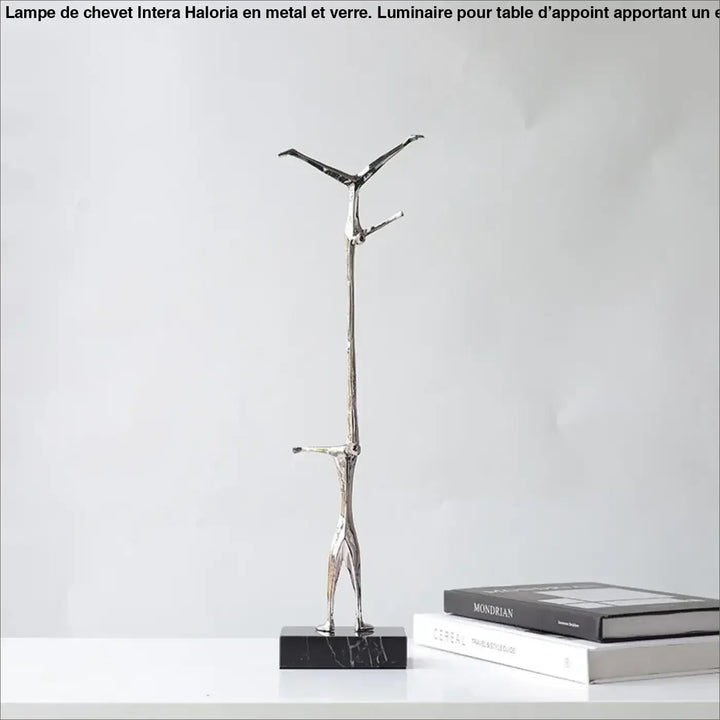 Lampe de table design minimaliste sculpture humaine dorée moderne