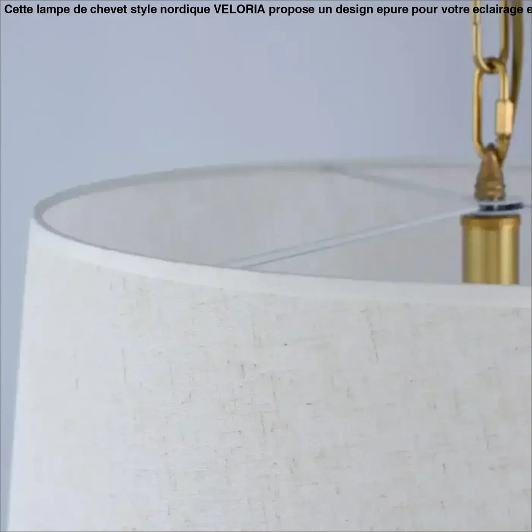 Suspension luminaire winfordo en lin écru avec chaîne dorée et support en laiton pour une salle à manger luminaire élégante