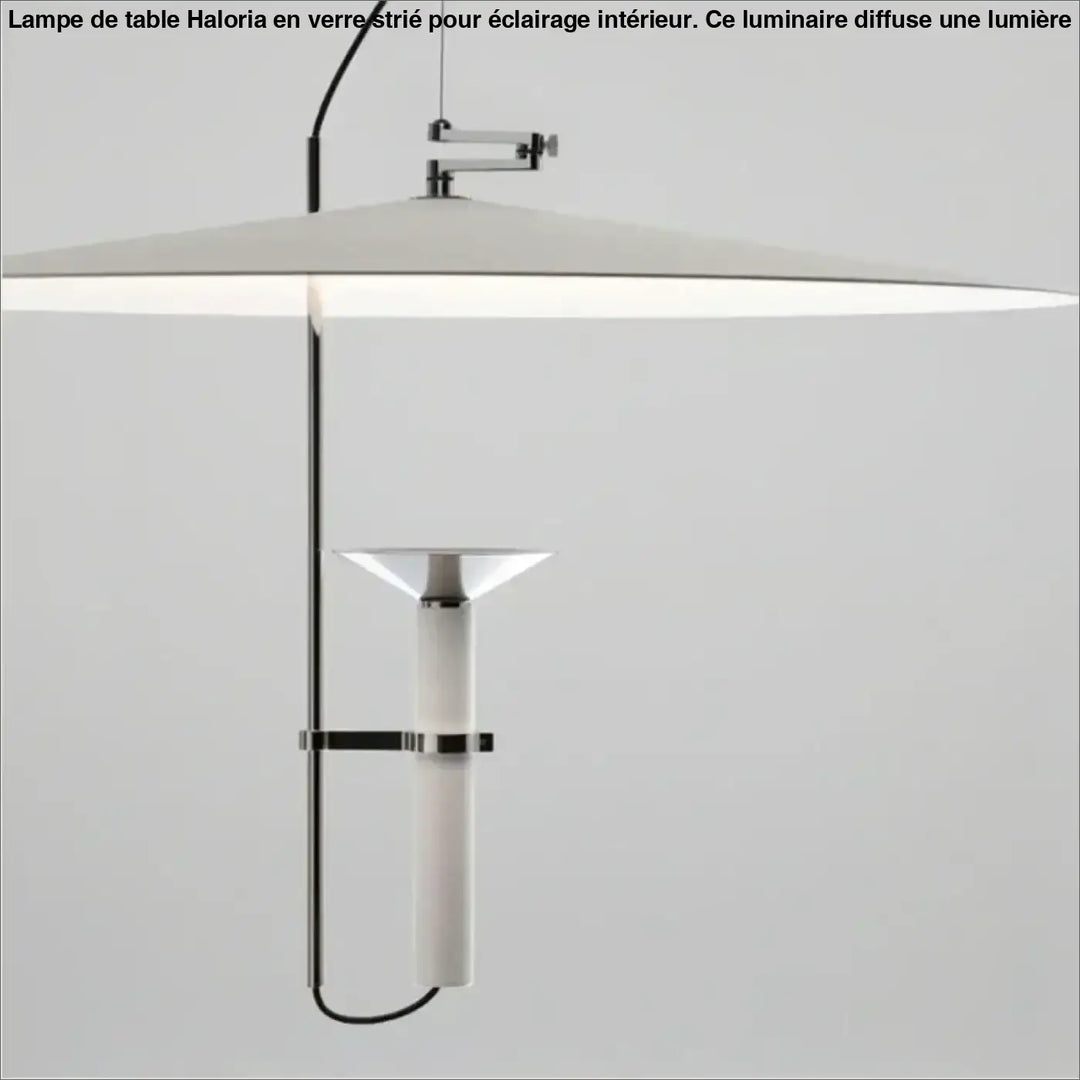 Suspension luminaire fimeo avec diffuseur blanc moderne et accents chromés, idéal pour lampes suspendues minimalistes