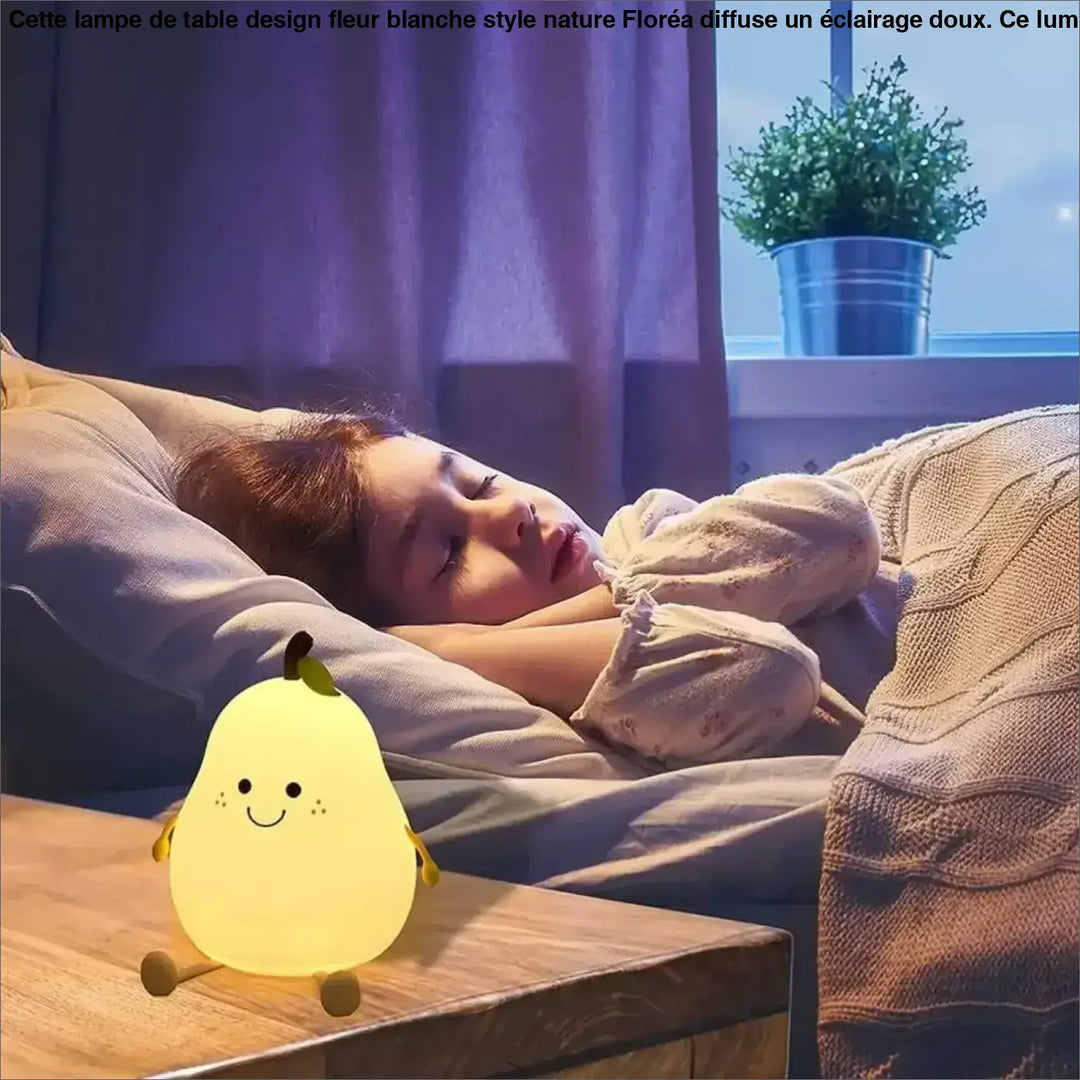 Veilleuse fruit poire jaune en forme de poire avec visage souriant et petites jambes pour chambre d’enfant