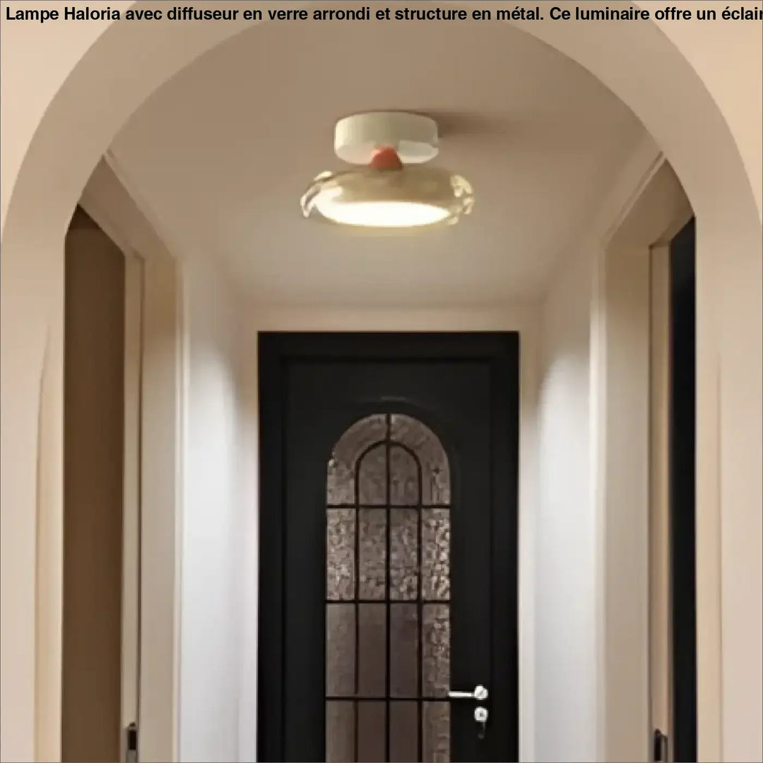 Luminaire plafonnier auriona avec abat-jour en verre soufflé blanc et base métallique décorative moderne