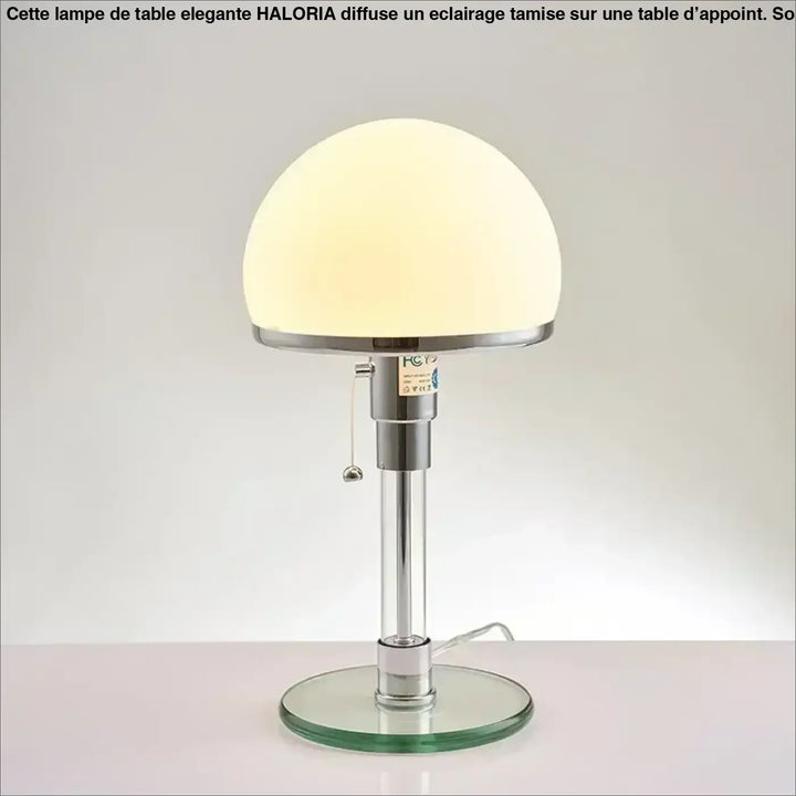 Lampe de chevet verrila chrome avec abat-jour en verre opalin dépoli et base circulaire en verre clair pour chambre à coucher