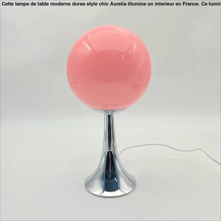 Lampe de chevet boule en verre blanc au style moderne