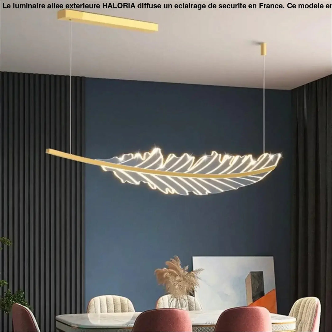 Luminaire allee exterieure haloria led pendentif moderne ton or forme plume lignes blanches lumineuses
