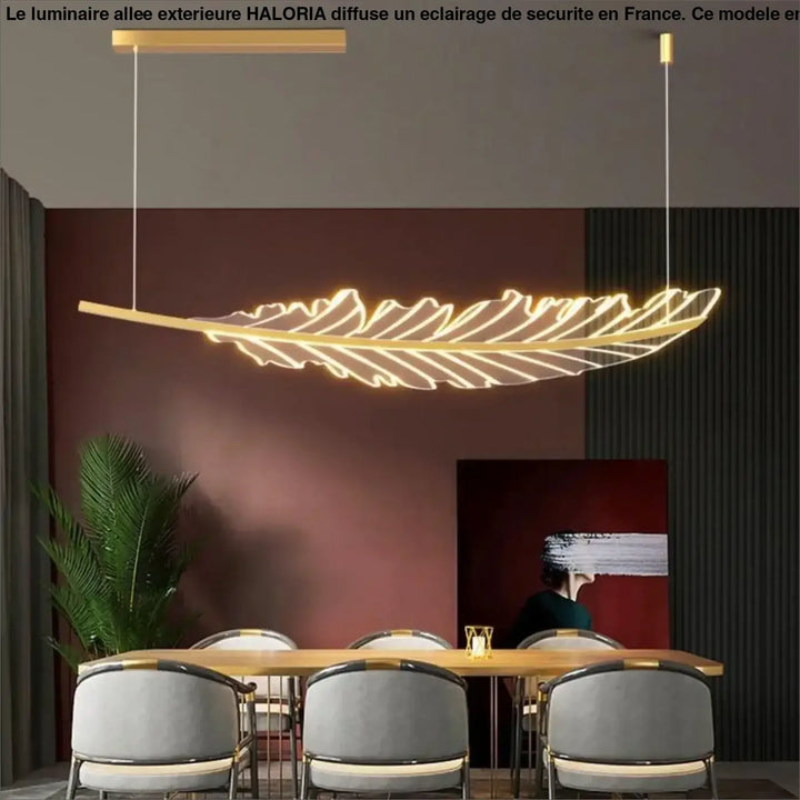 Luminaire allee exterieure haloria suspendu led moderne or forme plume avec contours éclairés au-dessus de la table à manger