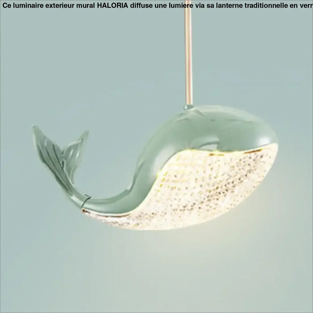 Suspension luminaire baleine aquara en céramique vert menthe avec ventre en cristal et accents métalliques élégants