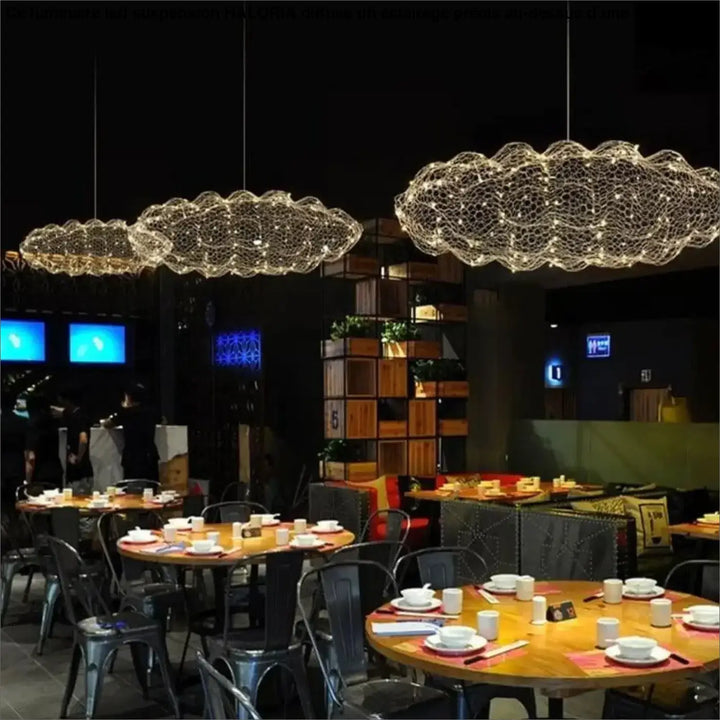Luminaire led suspension haloria avec suspensions led en forme de nuage en fil métallique tissé et ampoules chaudes
