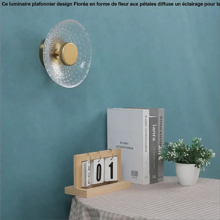 Applique murale design luminaire plafonnier crista en verre transparent texturé avec base métal doré