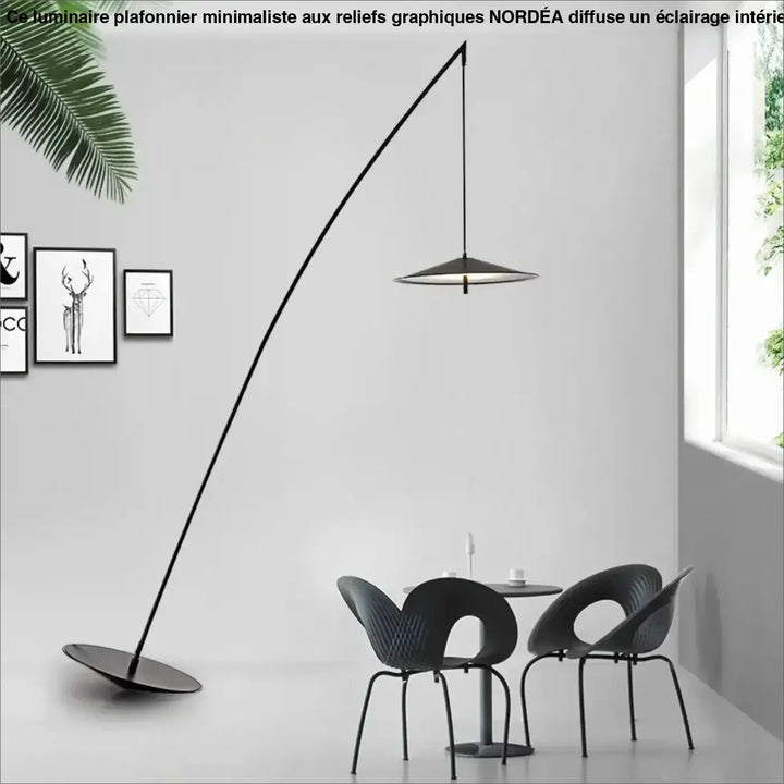Lampadaire moderne noir arche avec diffuseur suspendu circulaire permet également un éclairage élégant et fonctionnel