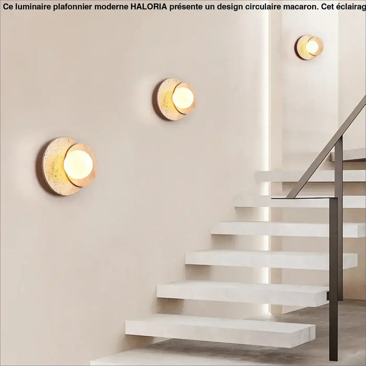 Applique murale sabia en forme d’éclipse lunaire dorée avec finition texturée pierre pour décoration intérieure élégante