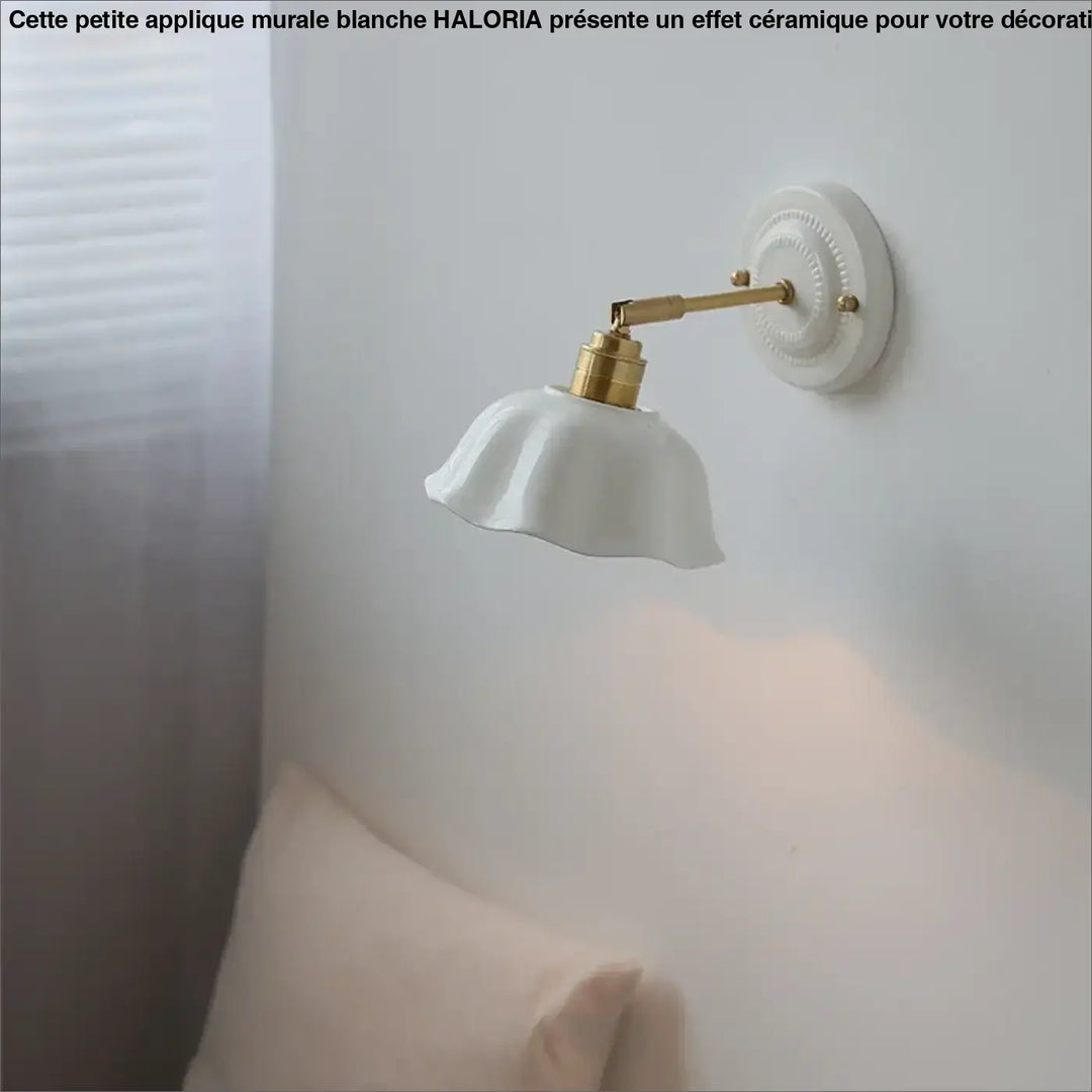 Petite Applique Murale Blanche À L’Effet Céramique Style Élégant