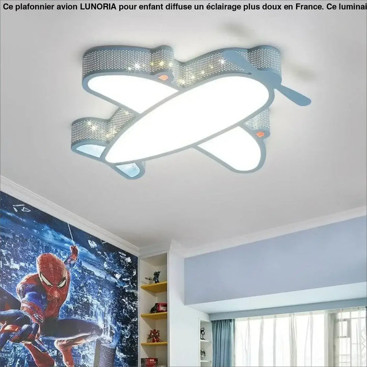 Plafonnier avion bleu en forme d avion avec maille scintillante et ailes blanches éclairées pour un éclairage plus central