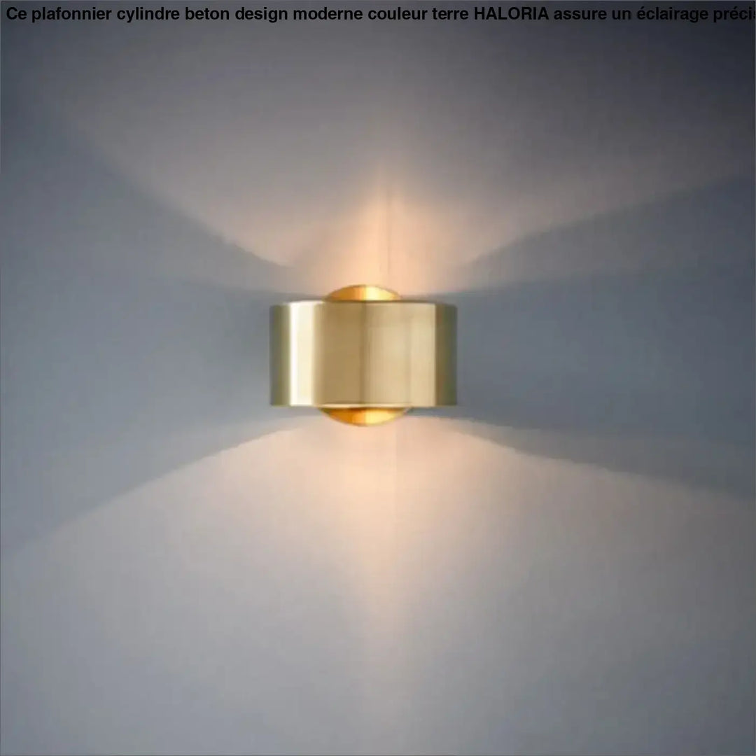 Applique murale ronde dorée au design minimaliste pour intérieur