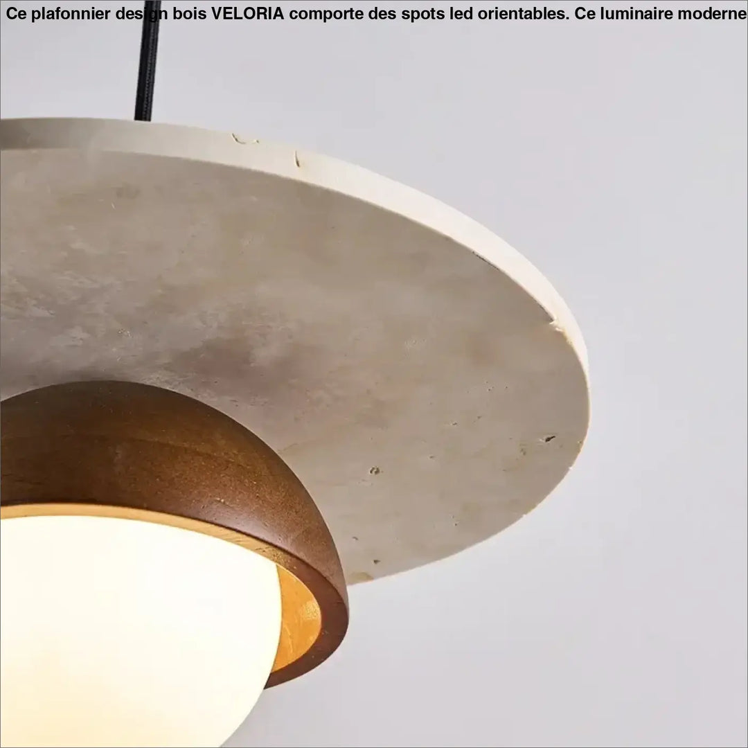 Plafonnier design bois avec spots led orientables en béton minimaliste et abat-jour off-white mat avec diffuseur doré
