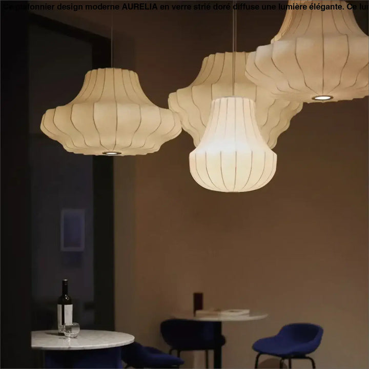 Suspension design élégante en tissu et métal sculpté