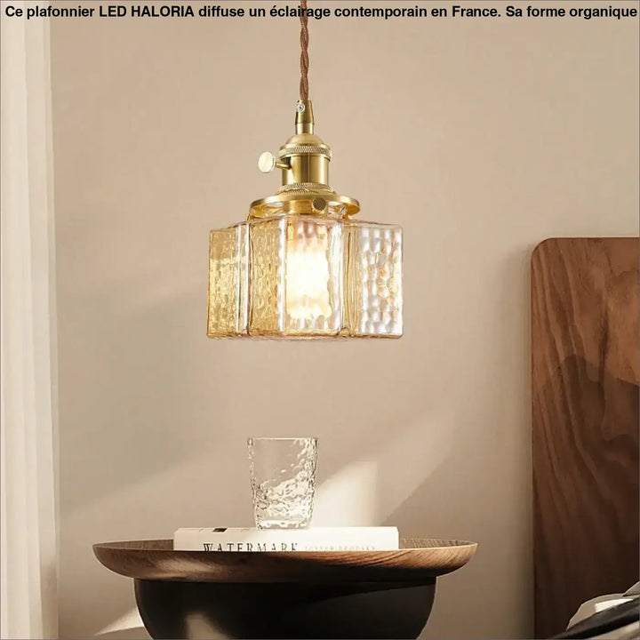 Suspension Vintage En Verre Et Laiton Pour Ambiance Douce

