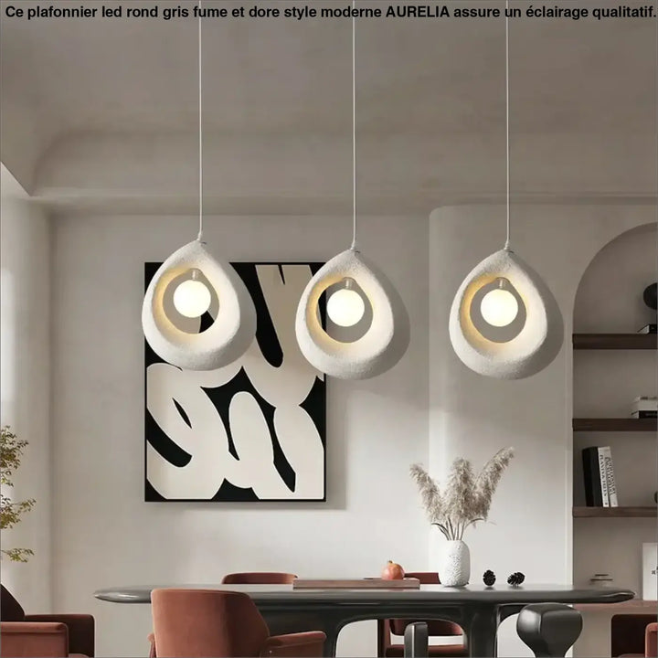 Suspension Design Blanche Avec Éclairage Circulaire

