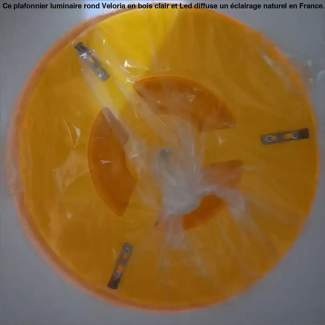 Suspension design en verre jaune au style rétro à l’éclat chaleureux