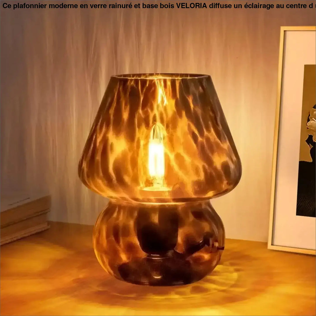 Lampe de chevet champignon vintage en verre ambre texturé avec ampoule filament visible parfaite comme lampe champignon vintage
