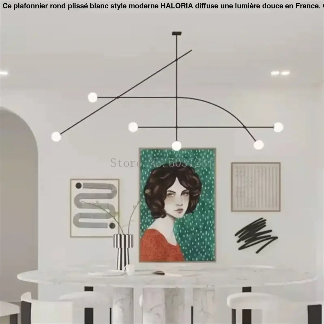 Suspension Luminaire Avec Les Barres Et Les Boules Blanches