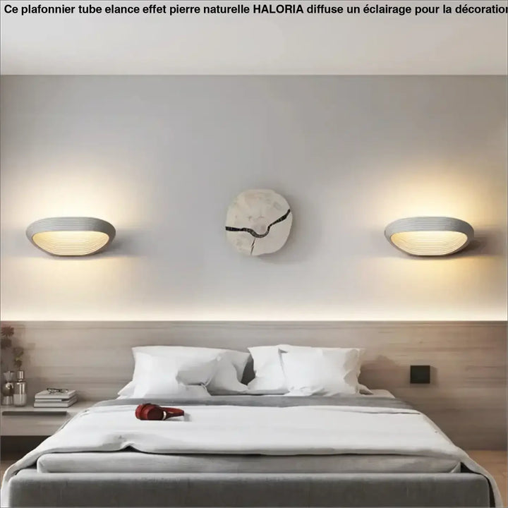 Applique murale scandinave laminée en métal au style épuré