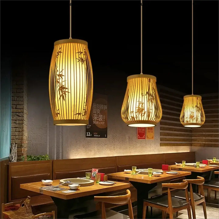 Suspension Bambou Asiatique Cylindrique Motifs Peints Ambiance Zen
