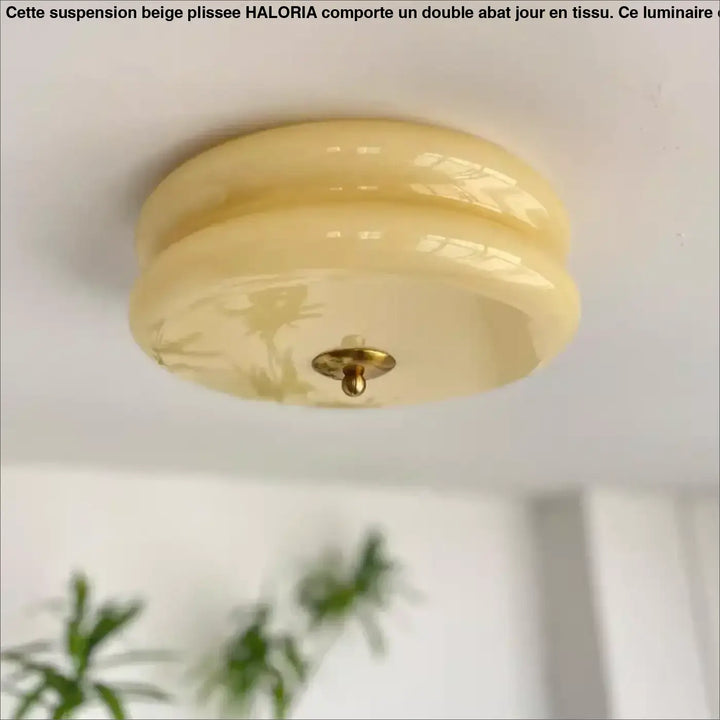 Plafonnier rétro moderne en verre épuré style années 70

