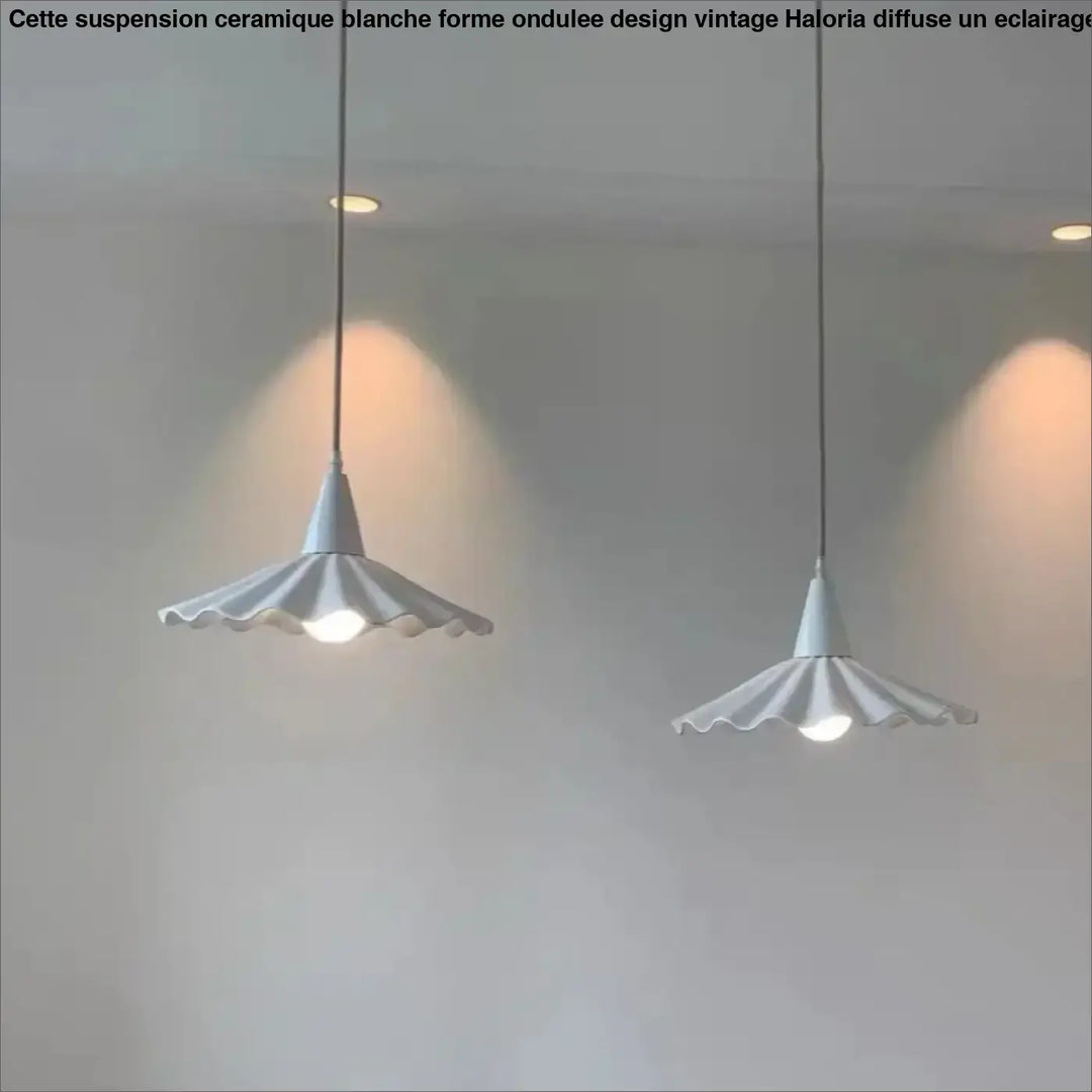 Suspension Céramique Blanche Forme Ondulée Design Vintage Chic