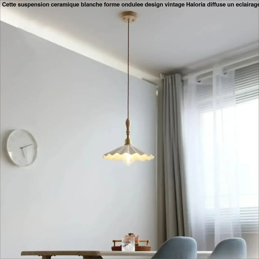 Suspension Céramique Blanche Forme Ondulée Design Vintage Chic