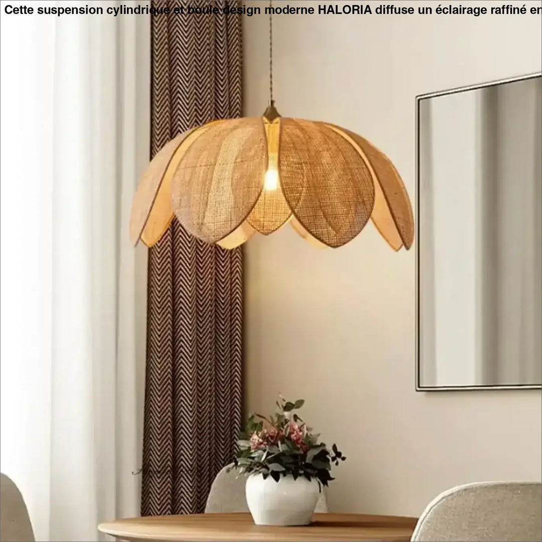 Suspension luminaire en tissu beige style artisanal élégant