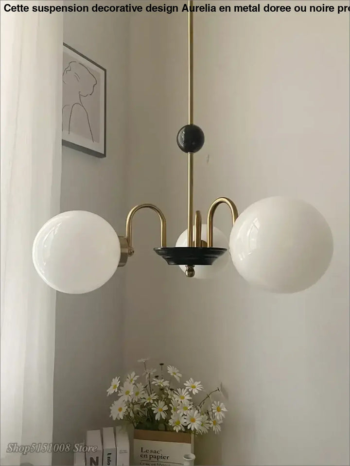 Suspension décorative dorée à globes style vintage raffiné