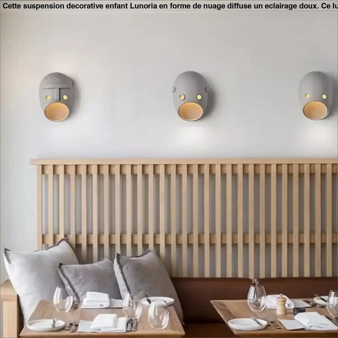 Trois appliques murales grises en céramique avec accents dorés et design minimaliste suspension decorative enfant lunoria