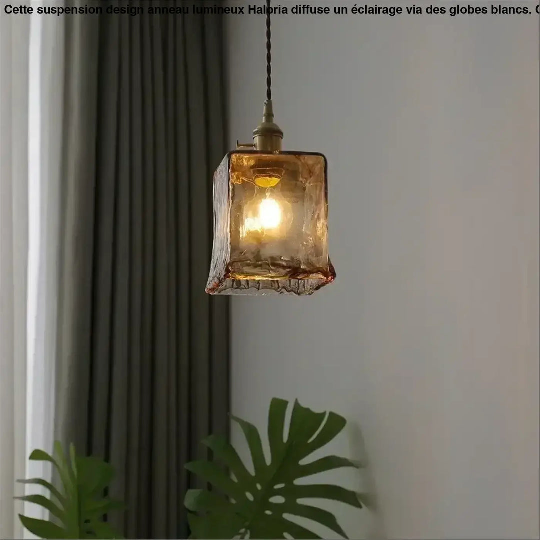 Suspension luminaire en verre ambré au design rétro chic