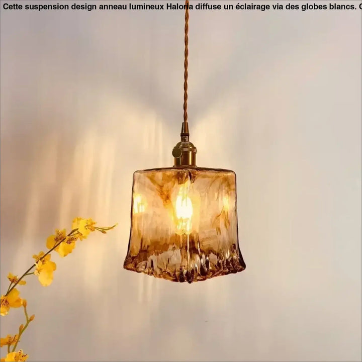 Suspension luminaire en verre ambré au design rétro chic