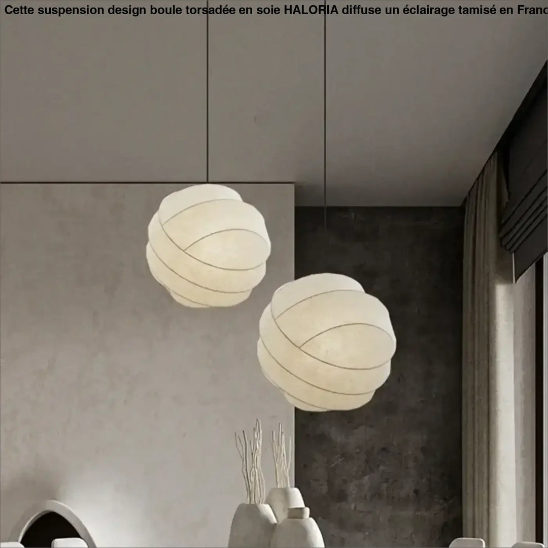 Suspension Design Boule Torsadée en Soie Moderne

